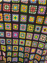 Load image into Gallery viewer, Granny Square Afghan | Vintage
