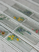 Load image into Gallery viewer, Vintage Floral Glass Place Cards | Set of 8
