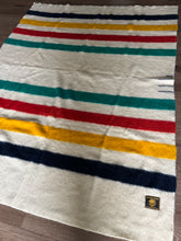 Load image into Gallery viewer, Witney Point Blanket | Vintage | Wool
