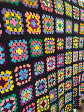 Load image into Gallery viewer, Granny Square Afghan | Vintage
