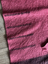Load image into Gallery viewer, Hudson Bay Point Blanket | Vintage | Wool | Full | 4 Point

